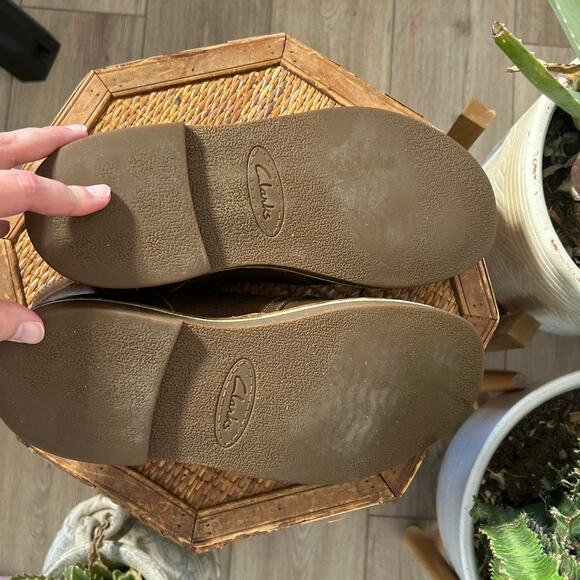 Brown leather clarks desert boots men's 9.5 chukka flat tie up boot - Picture 8 of 8